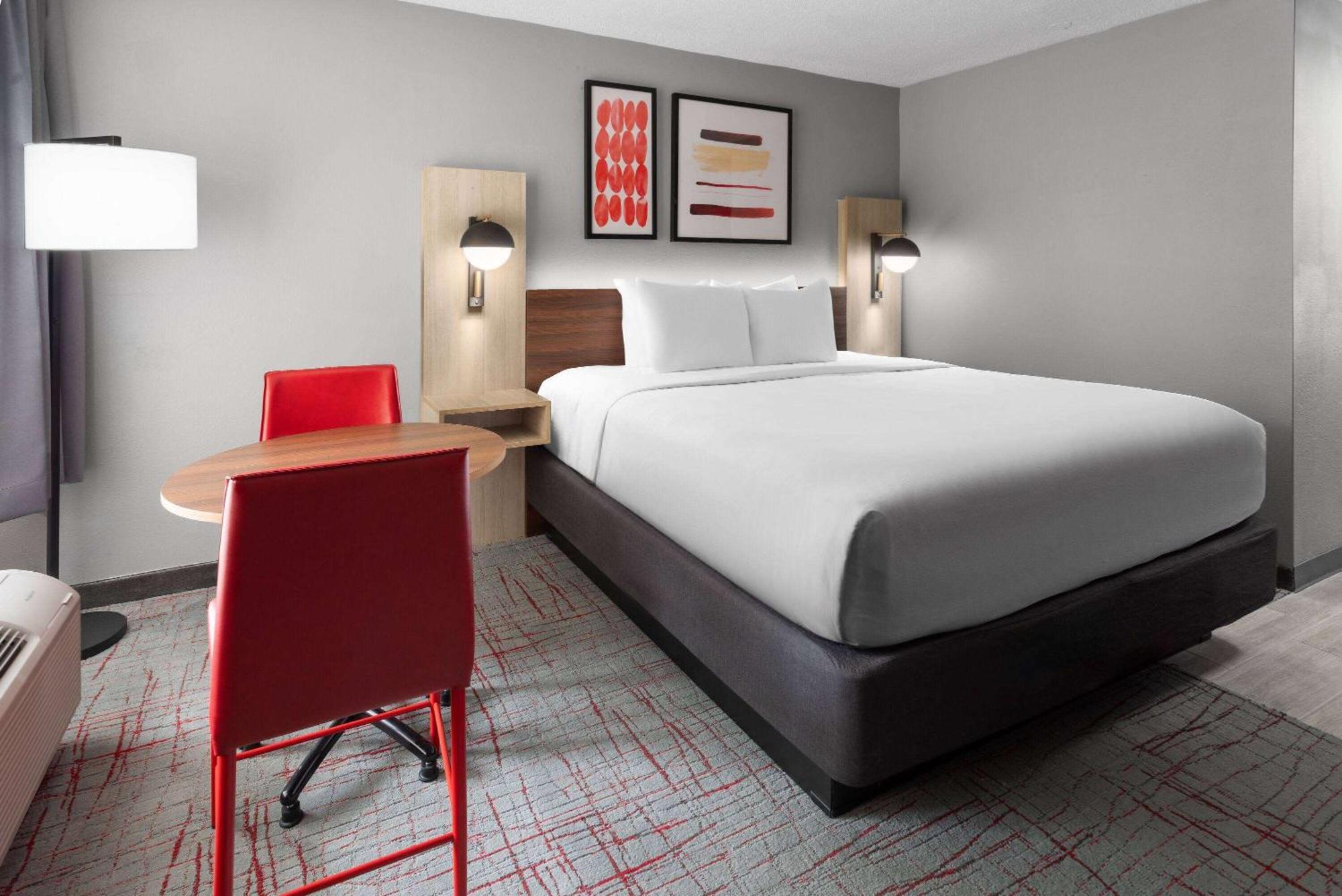 Hawthorn Extended Stay By Wyndham Columbia-Ft Jackson Exterior photo